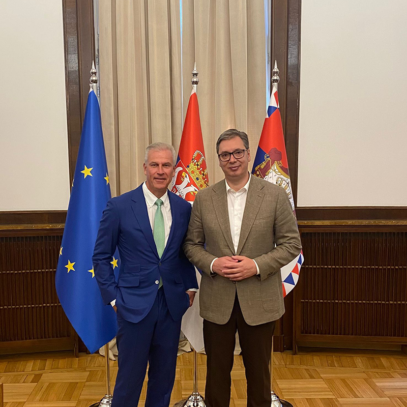 Le Dr Peter Mrosik rencontre le président serbe Aleksandar Vučić